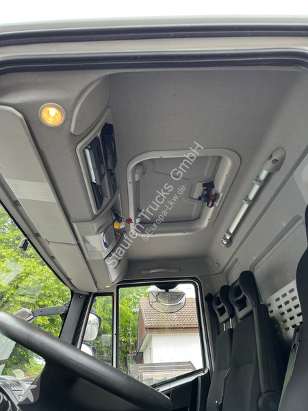 شاحنة Iveco EuroCargo E-250...
