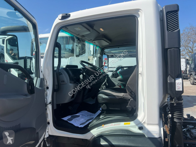 شاحنة Renault D 7,5 L4 CCM 180E6