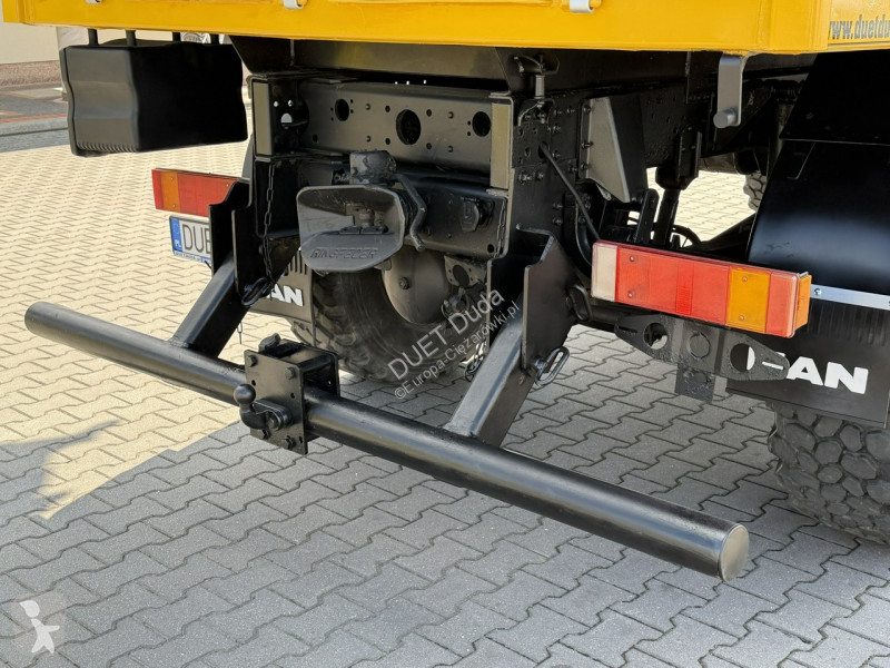 Camion MAN LE 180C 4x4 DOKA 4.6/180KM...
