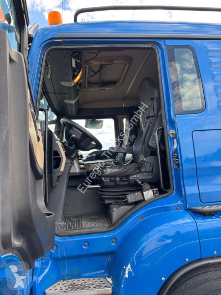 شاحنة MAN TGS /8x4-4 Stahl-Thermomulde /Lenk-Lift