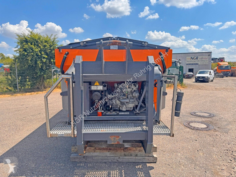 شاحنة  Abrollaufbau Salzstreuer Diesel Separat...