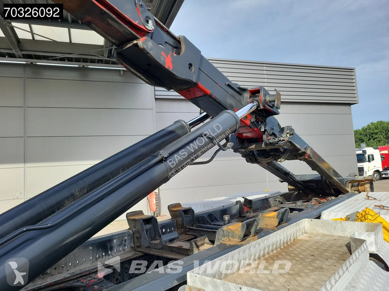 شاحنة Mercedes 3245 8X4 HIAB XR26Z56...