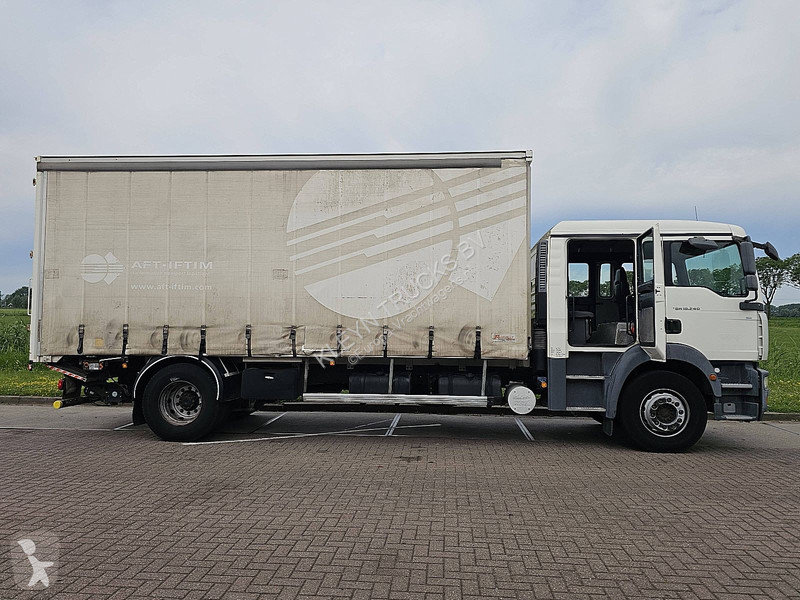 Camion MAN 18.240  DOKA DOUBLE CABIN