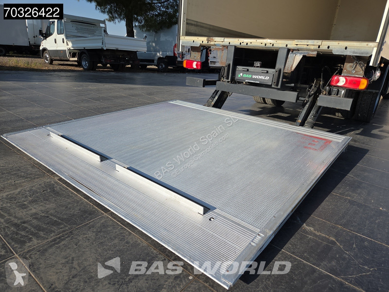 شاحنة DAF 290 4X2 16t Caja de 8,23m Plataforma...