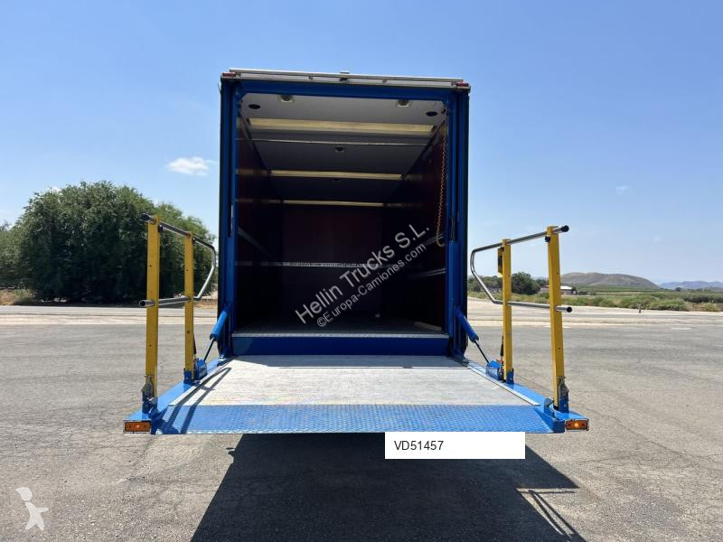 Camion Volvo FM 300 Furgon Mudanzas solo...