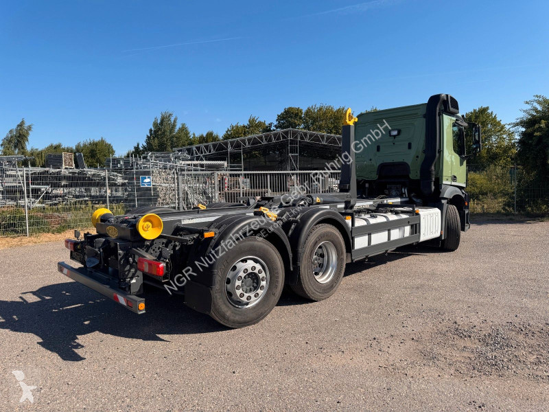 شاحنة Mercedes 2551 6X2 Meiller RK 20.70 mit...