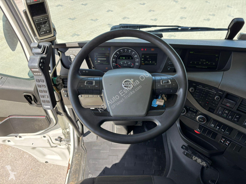 شاحنة Volvo 540 6x2*4 HIAB XR 21 ton / L=5650...