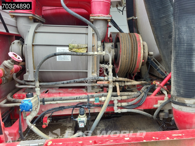 شاحنة Mercedes 2544 6X2 Vacuum truck Saug und...
