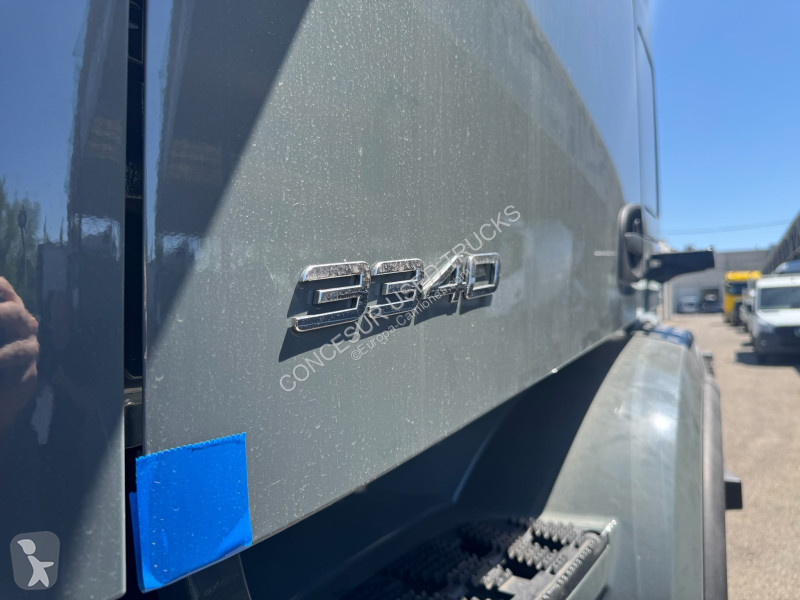 شاحنة Mercedes  3340 K 6X4