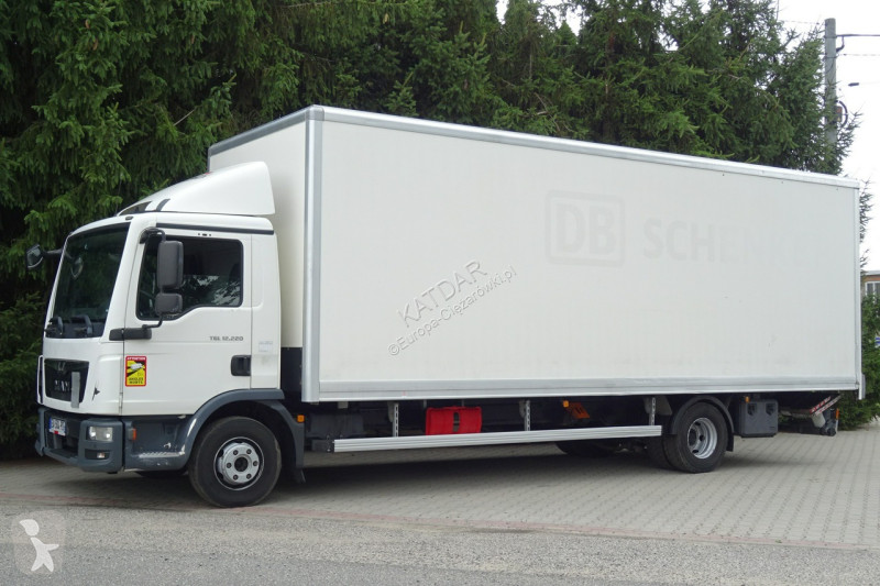 شاحنة MAN TGL 12.220 Euro 6 kontener 18p 423...