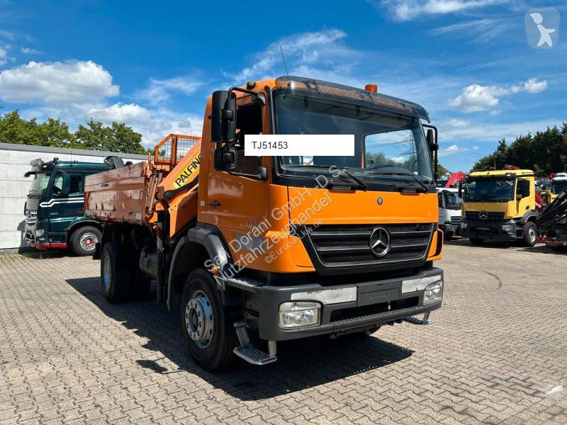 شاحنة Mercedes PKG 12001