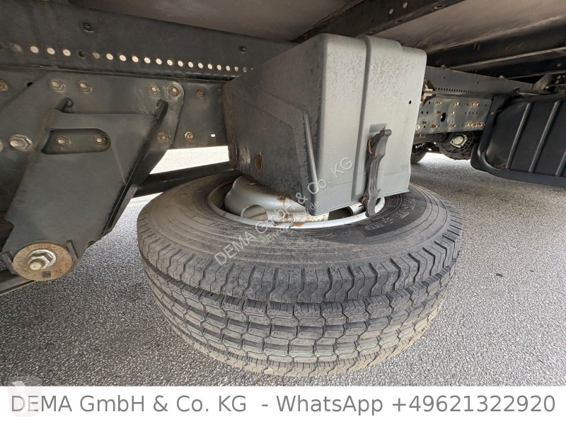 Vrachtwagen Iveco...