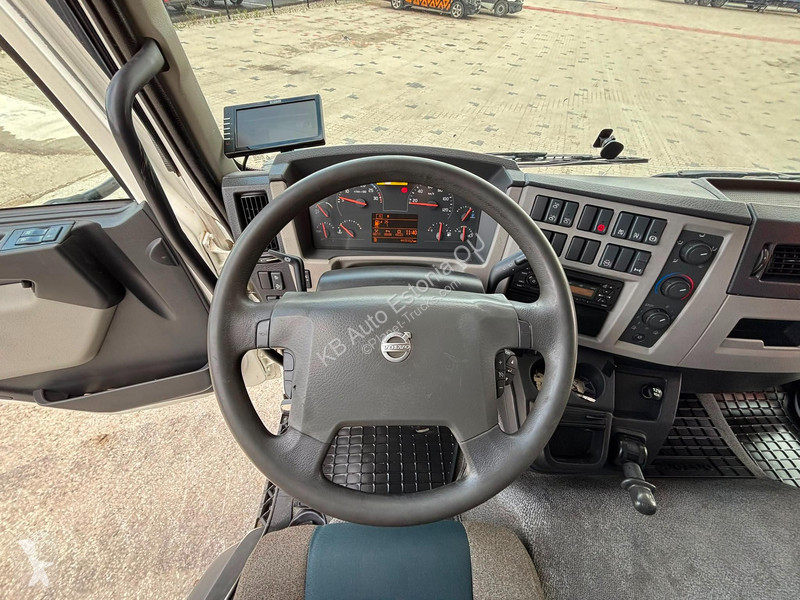 شاحنة Volvo 280 4x2 BOX L=7571 mm