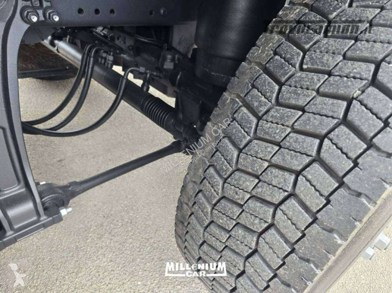 شاحنة Iveco SWAY 480 (12/2021) 7,40 A/BASSA...