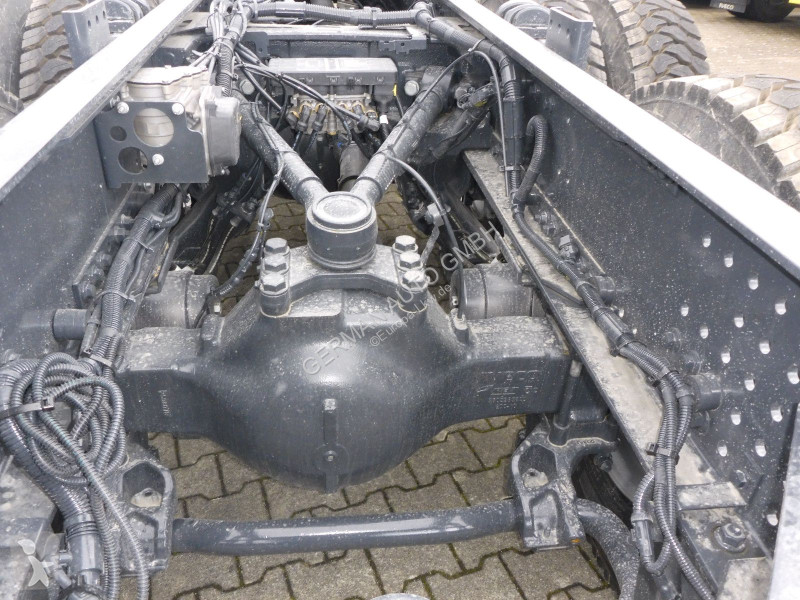 شاحنة Iveco T-Way AD410T54B 8X4 Radstand.4250mm...
