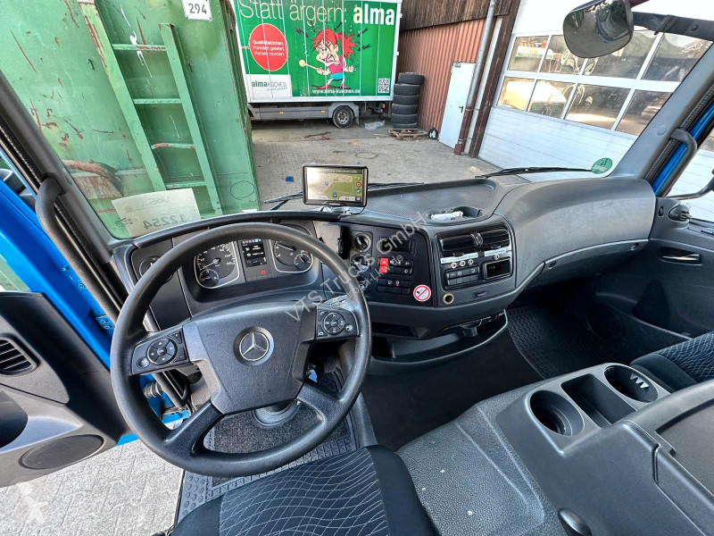Mercedes 1323 4x2 BL Glasaufbau HMF 1030/K-3 LK...