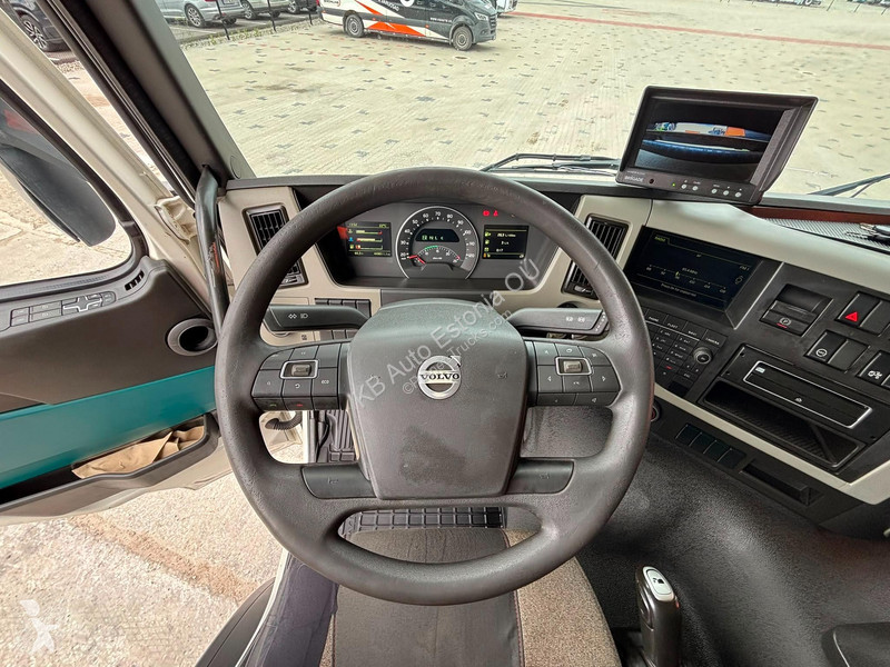 Camion Volvo FM 330 4x2 PK 12002 / PLATFORM...