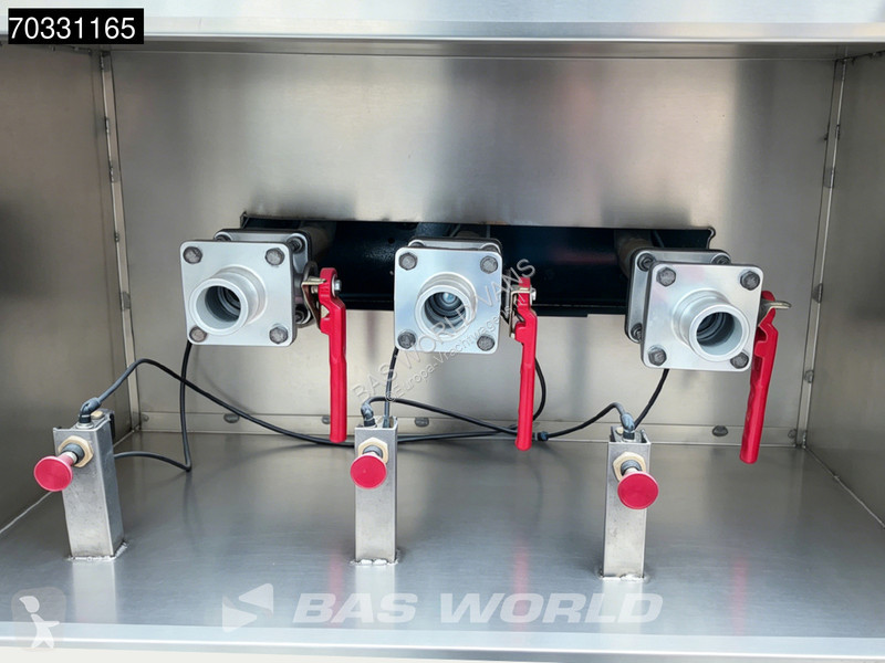 شاحنة  HOWO 371 6X4 Refurbished! 20.000L Fuel...