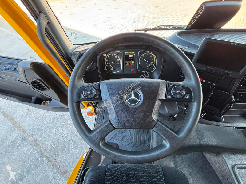 شاحنة Mercedes 1523 4x2 LOW MILEAGE ! / BOX...