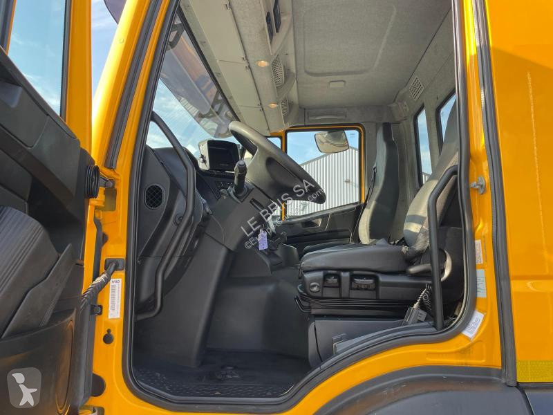 شاحنة Iveco  STRALIS 260S36