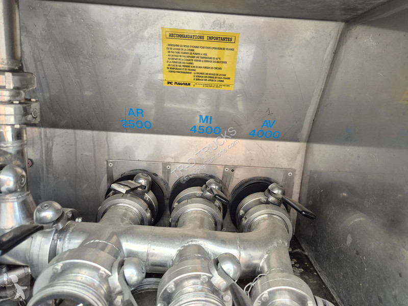 شاحنة Renault 430 11000L INSULATED INOX TANK -...