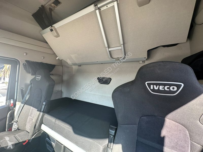 شاحنة Iveco S-Way AS440STP