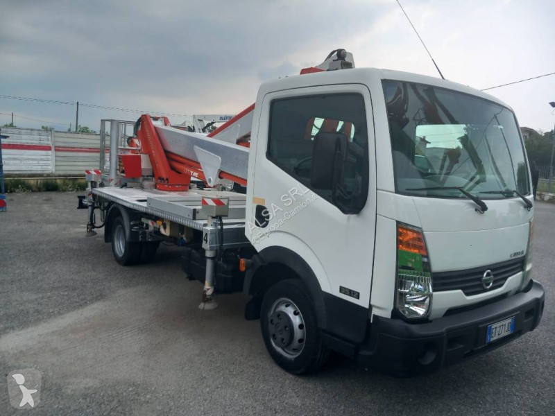 Camion Multitel MX 235