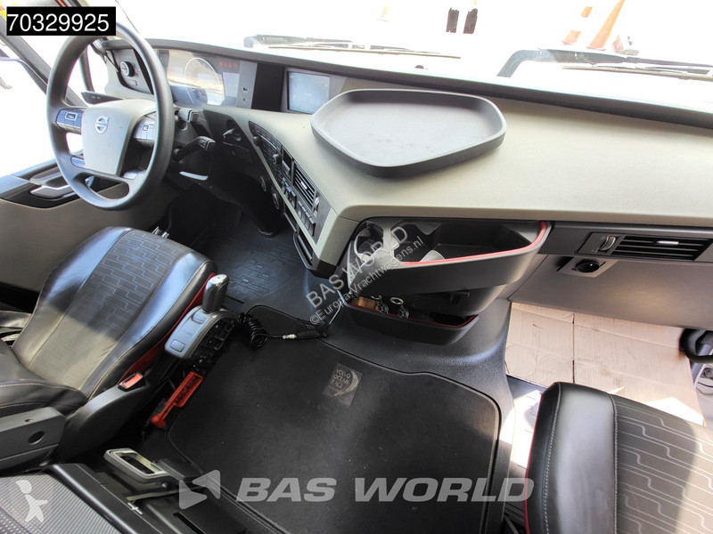 شاحنة Volvo 500 6X2 735cm open load floor +...