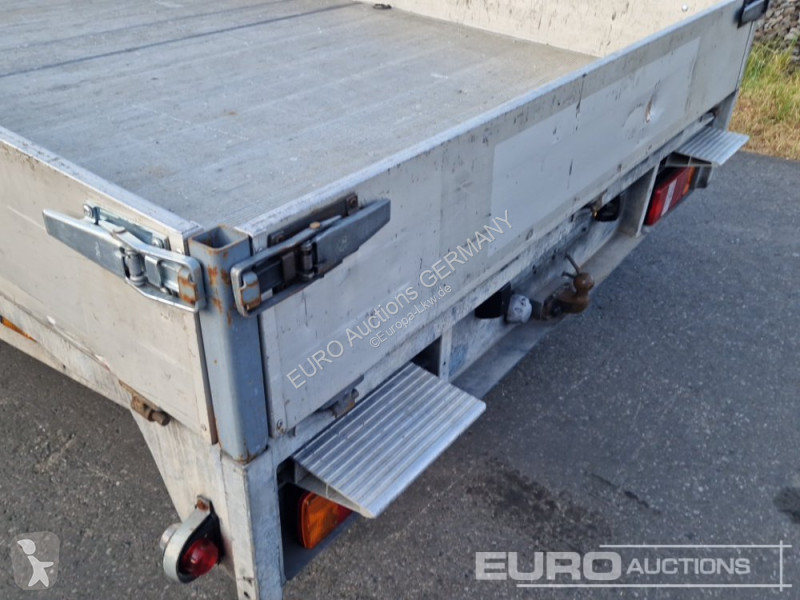 Kamión Isuzu NPR