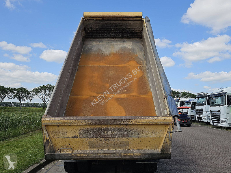 شاحنة Mercedes ACTROS 2641