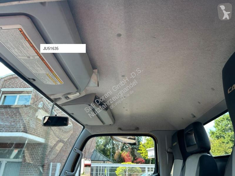 شاحنة Mitsubishi XS 066 DUO