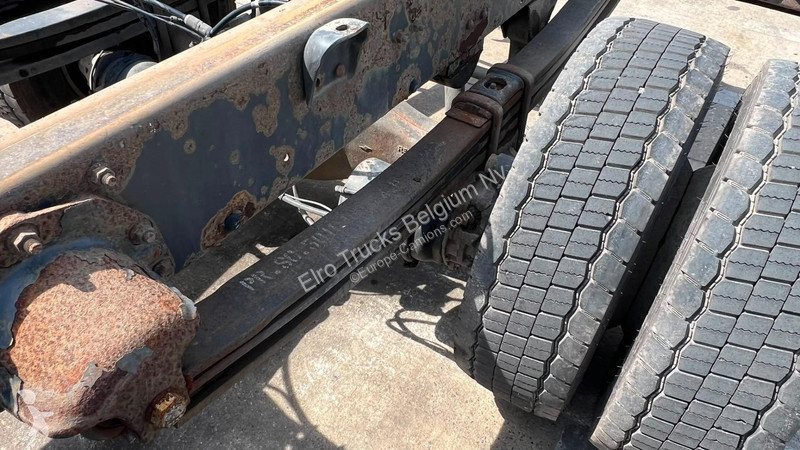 شاحنة Renault 180 (12 TONNES / LAMES / STEEL...