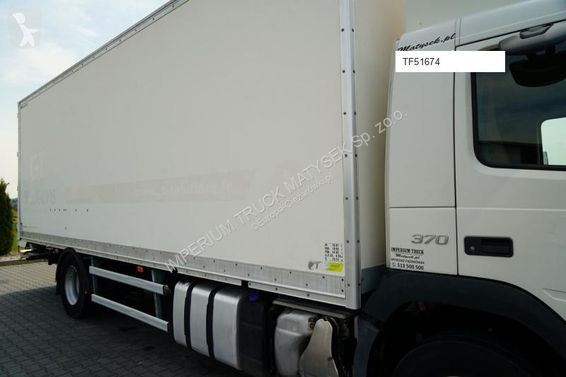 Ciężarówka Volvo FM 370 / KONTENER 7,8 M / 4x2...