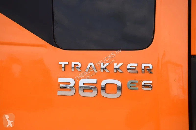 شاحنة Iveco 360 +Waf 20t.hooklift