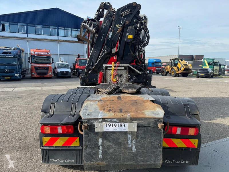 شاحنة Volvo 16750 6X4 EURO 6 + EPSILON S260Z +...