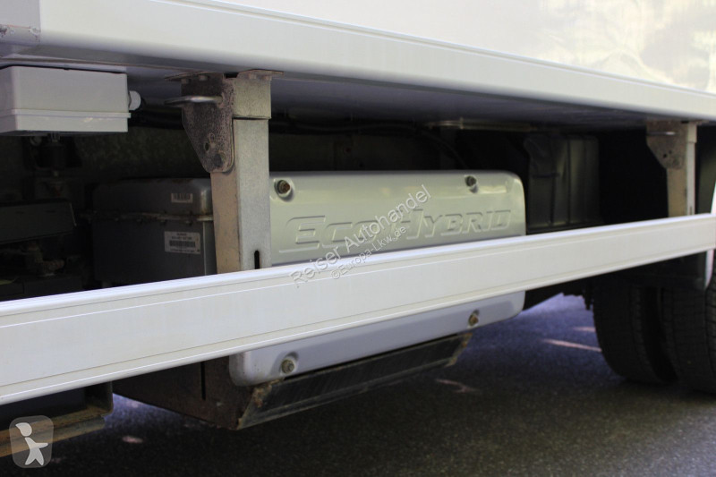 شاحنة Fuso 7C15 Eco Hybrid,Carrier Supra 550,LBW