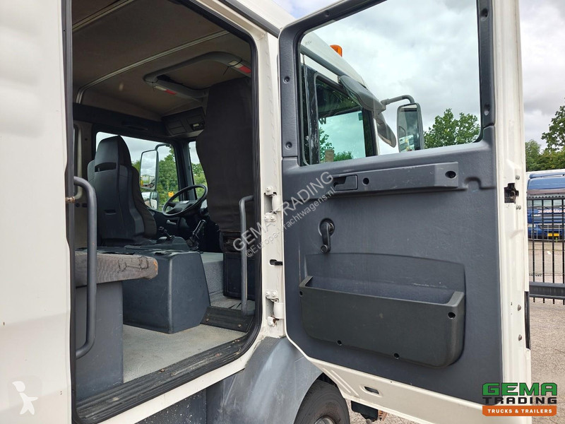 شاحنة MAN 12.210 4x2 Double Cab Euro4 - Doka -...