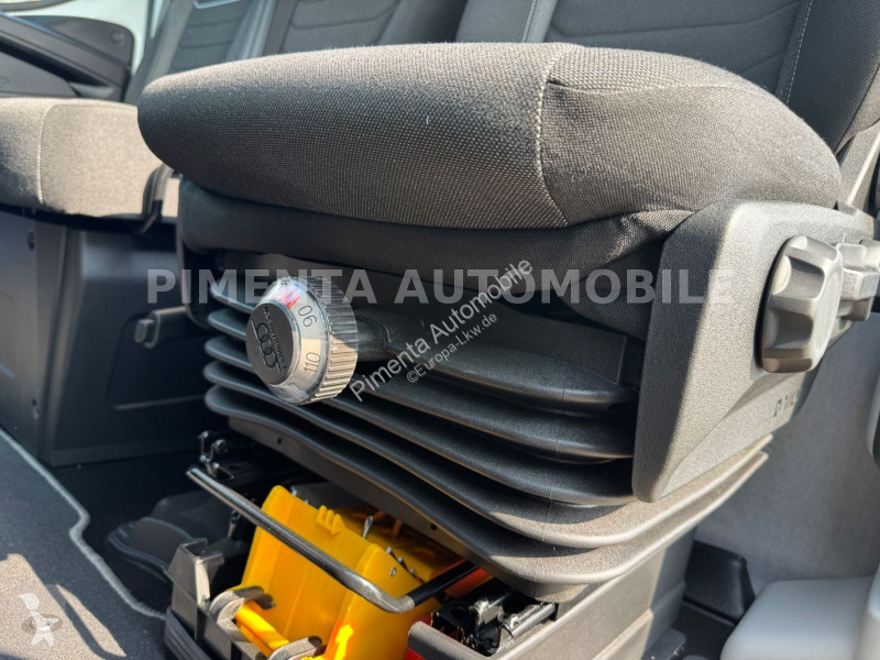 شاحنة Iveco 70C18HP SCHIEBEPLANE LBW 1500kg AHK...