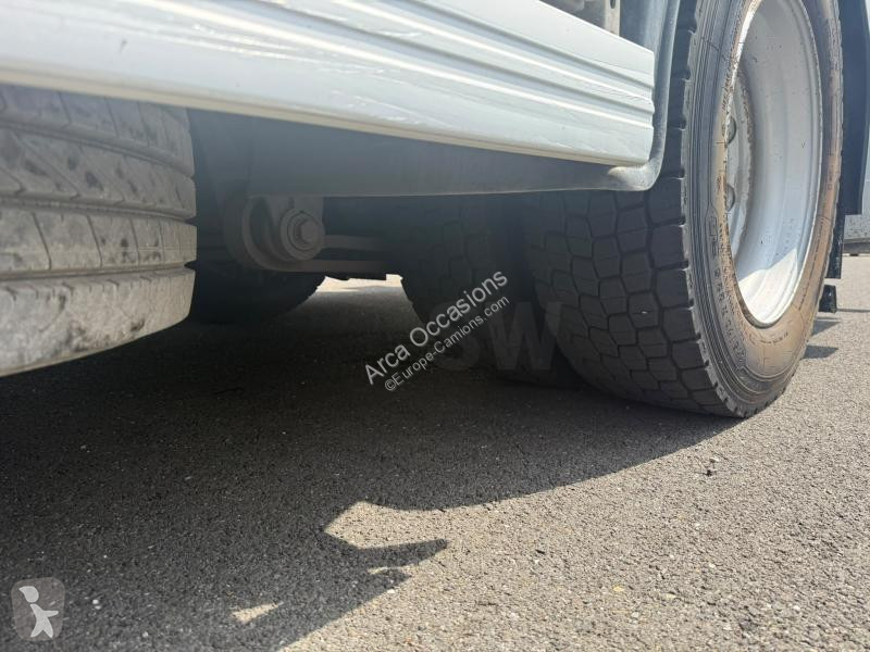 شاحنة Renault 310.19 DXI