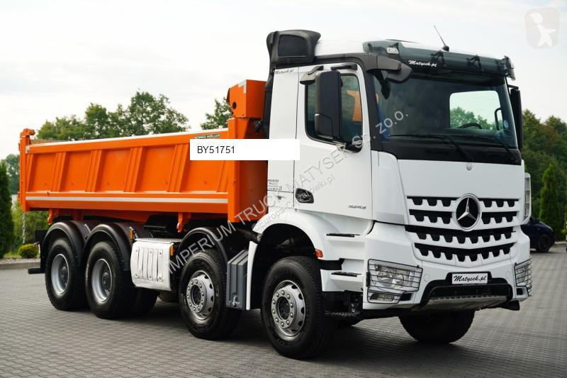 شاحنة Mercedes AROCS 3243