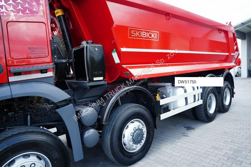 شاحنة Mercedes AROCS 4145