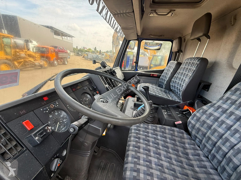 شاحنة Mercedes SK 1017 - 4x4 - Open Box Truck -...