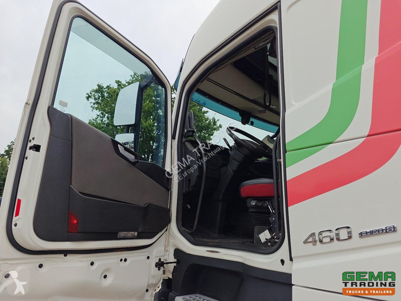 شاحنة Volvo 460 6x4 GlobeTrotter Euro6C - VDL...