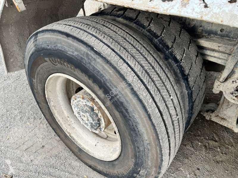 شاحنة Mercedes ACTROS