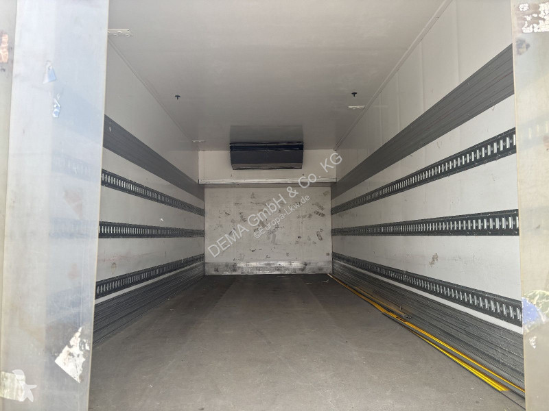 شاحنة Iveco 420 6x2*Kühlkofffer*Thermoking...
