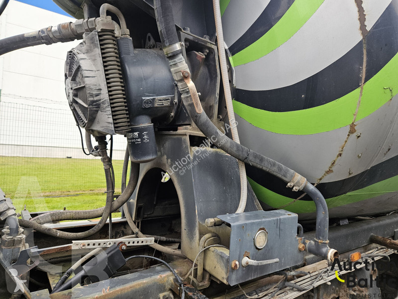 Béton Scania P 94 B