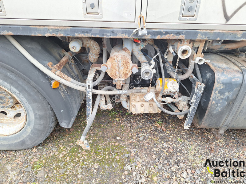Camion MAN 200