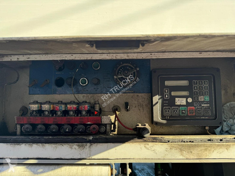 شاحنة Volvo 460 8X2 EURO 6 + 24.000 LITERS - 5...