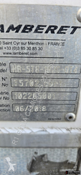 شاحنة Renault D Wide