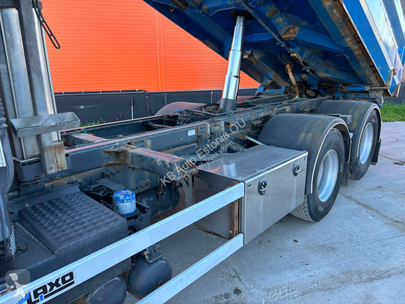 شاحنة Volvo 540 6x4 TANDEM AXEL LIFT / SIDE TIPP